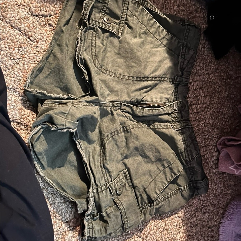 Hollister Army Green Women's Cargo Shorts